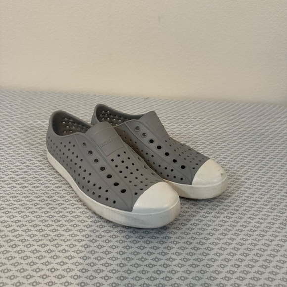 NATIVE - Jefferson Shoe - Picture 6 of 6